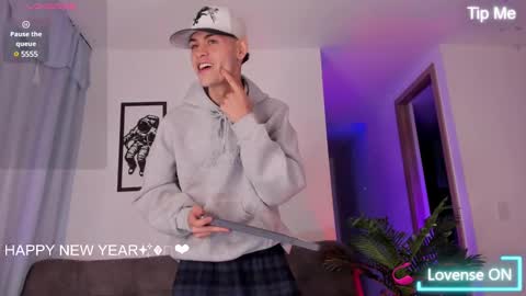 Lenner C. online show from January 12, 6:28 am