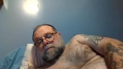 leo71313 online show from December 16, 9:22 pm