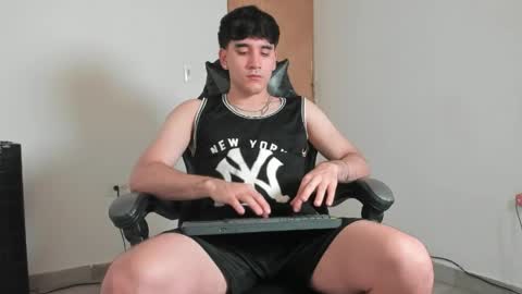 Leo Jones online show from April 9, 12:08 am