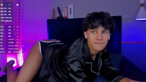 Leo online show from November 25, 4:14 am