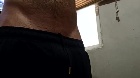 leon3lkingggggg online show from May 8, 7:36 pm