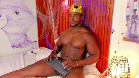 Leandro jones online show from October 30, 4:58 am