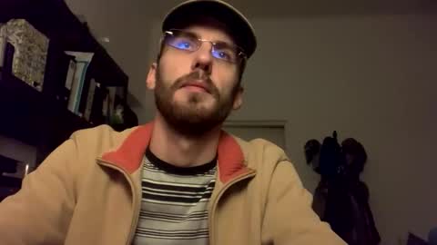 Leon online show from November 19, 7:14 pm