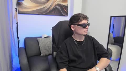 Leo  online show from January 9, 5:02 am