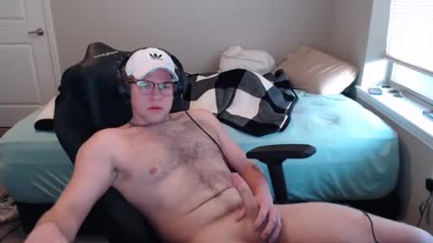 leroy_lew online show from January 1, 11:07 pm