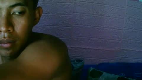 lessthanthree1997 online show from March 2, 10:58 am