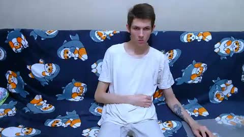 lester_broo online show from July 2, 3:23 am