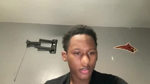 letmeeatup online show from December 6, 9:43 am