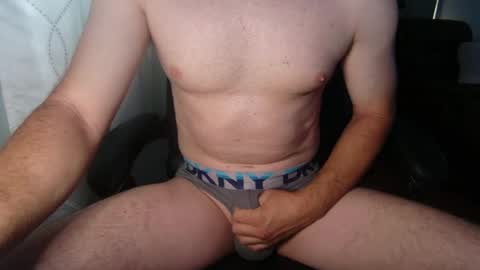 letsfvck33 online show from June 12, 10:57 am