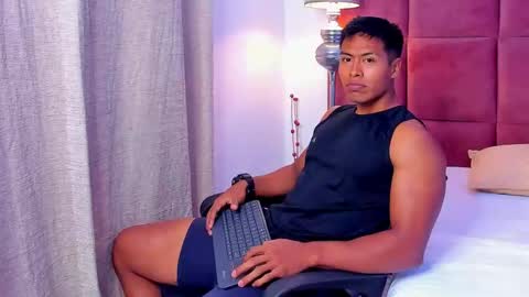 Levi Grant online show from October 23, 3:10 am