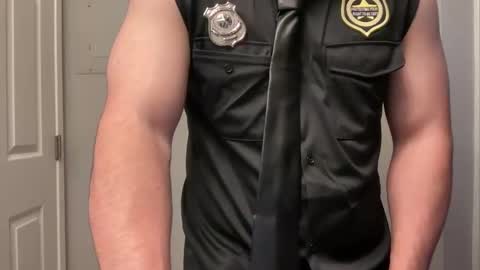 lhotboyl online show from November 3, 6:32 pm