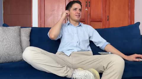 Liam online show from January 17, 7:05 pm