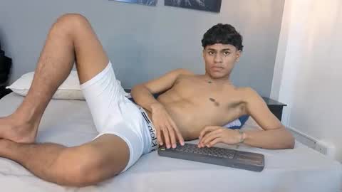 liam_heat1 online show from March 26, 9:30 pm