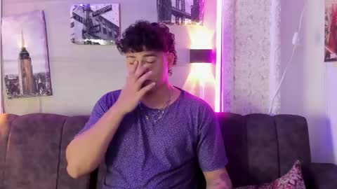 liam online show from November 19, 12:38 pm