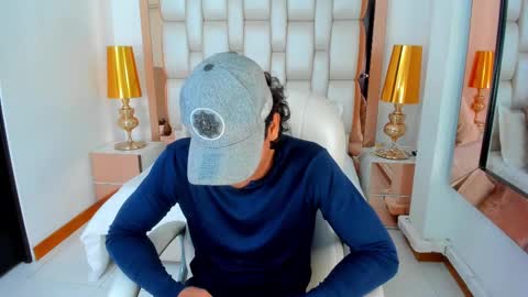 liamstronge_ online show from March 5, 3:08 am