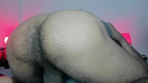 liamtrevor online show from November 27, 8:01 pm