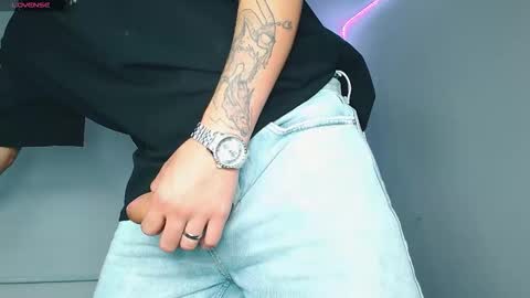 Liam online show from February 11, 5:45 am