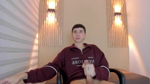 lian_cameron online show from February 6, 6:43 am