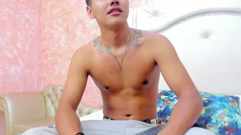 Lian  online show from July 24, 7:43 pm
