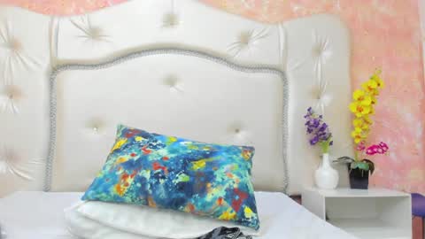 Lian  online show from July 28, 8:52 pm