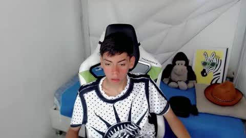 LIAR online show from February 11, 8:47 pm