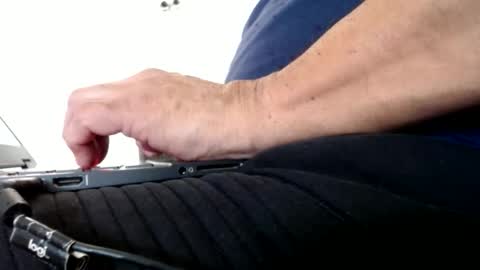 lickmyballs777343 online show from June 7, 2:51 am