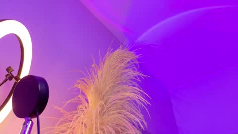 Liiam Luna online show from January 16, 9:23 am