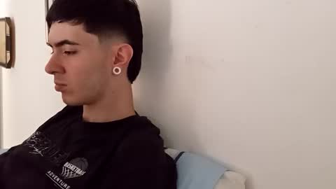 liio____ online show from May 10, 8:21 pm