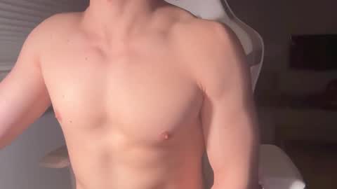 lil_buu online show from November 17, 4:54 pm