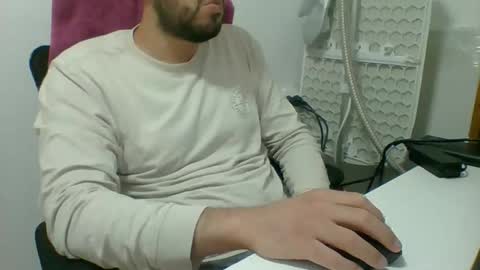 lil_sso online show from April 12, 12:50 pm