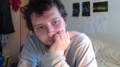 littlealien7 online show from October 31, 8:56 pm