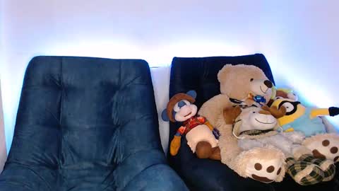 Manu online show from March 29, 4:34 am