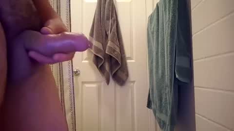 littleguyy888 online show from July 22, 11:46 am