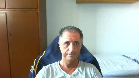 liuk53 online show from June 26, 11:57 am