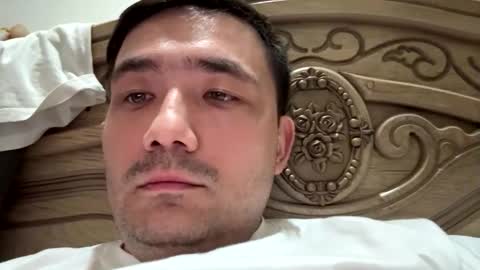 live_8 online show from April 25, 3:42 pm
