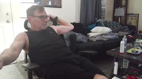 LongDick Daddy online show from November 23, 9:59 pm