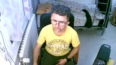 lokoum39 online show from January 18, 7:05 pm