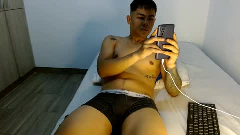 lonelydick2002 online show from February 2, 8:24 am