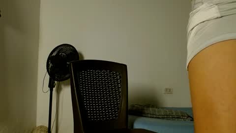 lonelydick2002 online show from March 21, 11:03 am