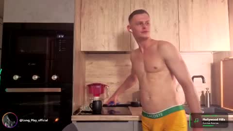 long_play online show from July 29, 9:14 pm