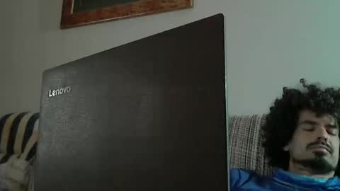 Snapshot of longnight5 chatting on December 7, 6:48 pm Alejandro Rulitos Twitter longnight55 Intagram 5longnight5 online show from December 7, 6:48 pm