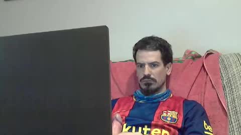 Snapshot of longnight5 chatting on March 7, 7:41 am Alejandro Rulitos Twitter longnight55 Intagram 5longnight5 online show from March 7, 7:41 am