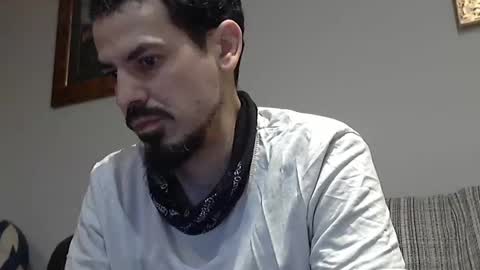 Snapshot of longnight5 chatting on February 19, 3:06 am Alejandro Rulitos Twitter longnight55 Intagram 5longnight5 online show from February 19, 3:06 am