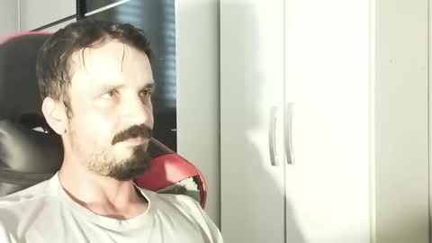 Lucas online show from February 5, 1:11 pm