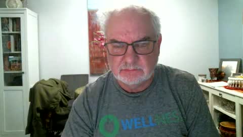 loop102 online show from May 24, 4:13 pm
