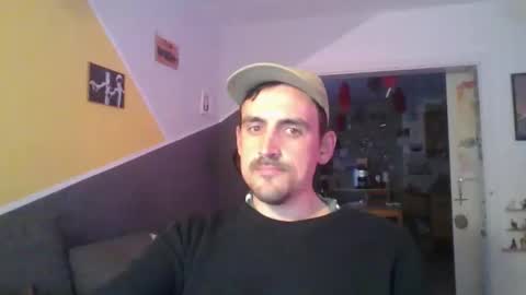 lospollos47 online show from April 13, 6:08 pm