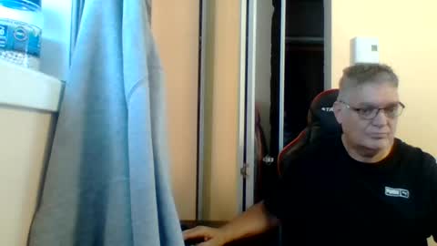 loumtl3 online show from July 26, 2:03 pm