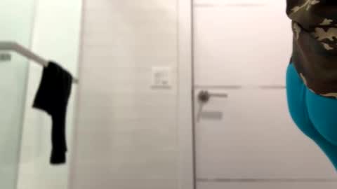 lovefeetonmyface29 online show from January 19, 11:56 am