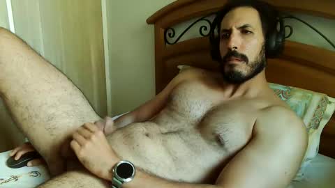 slave lovina online show from November 1, 1:15 pm