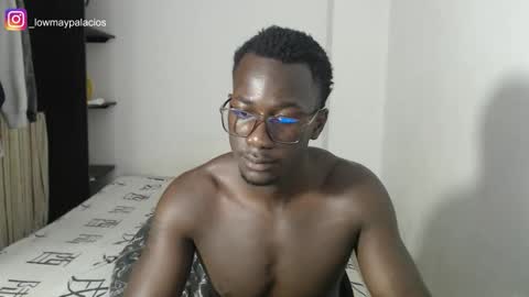 Lowmay palacios online show from February 3, 4:45 pm